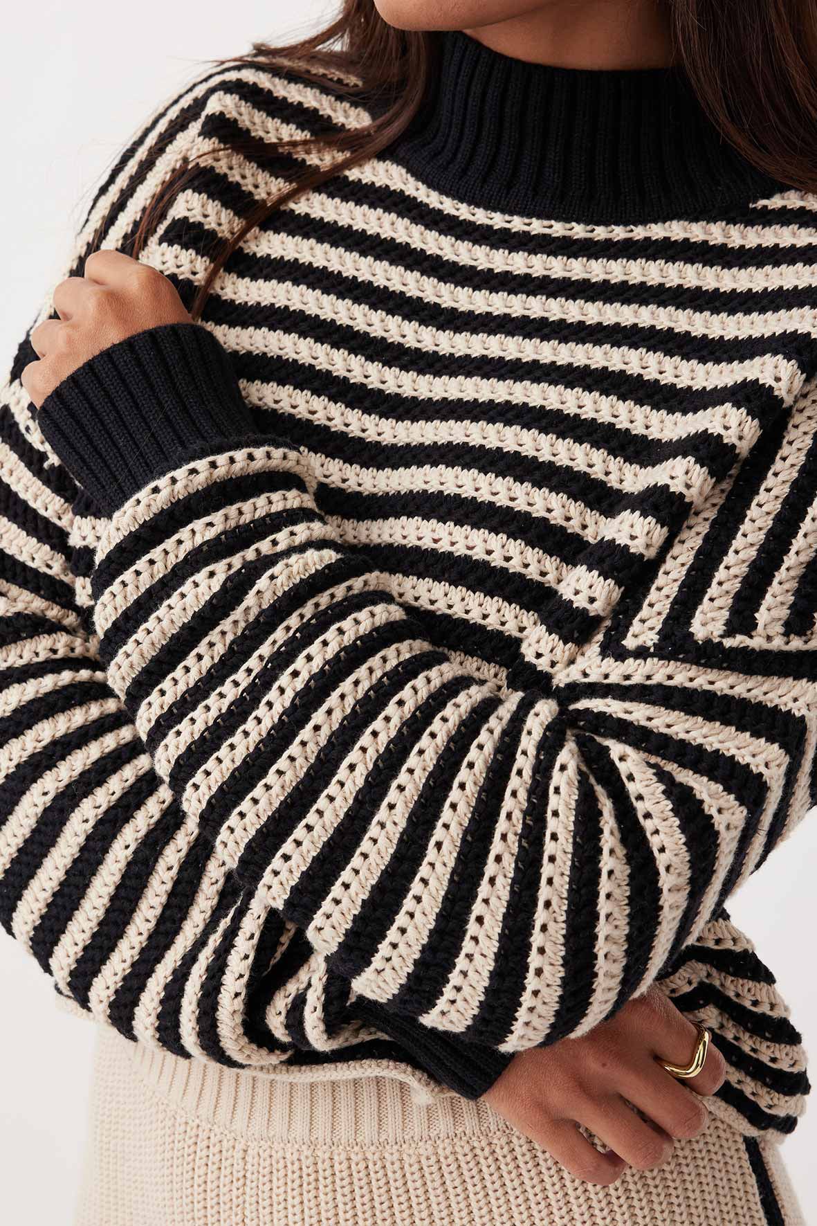 June Cropped Sweater | Sand/Black