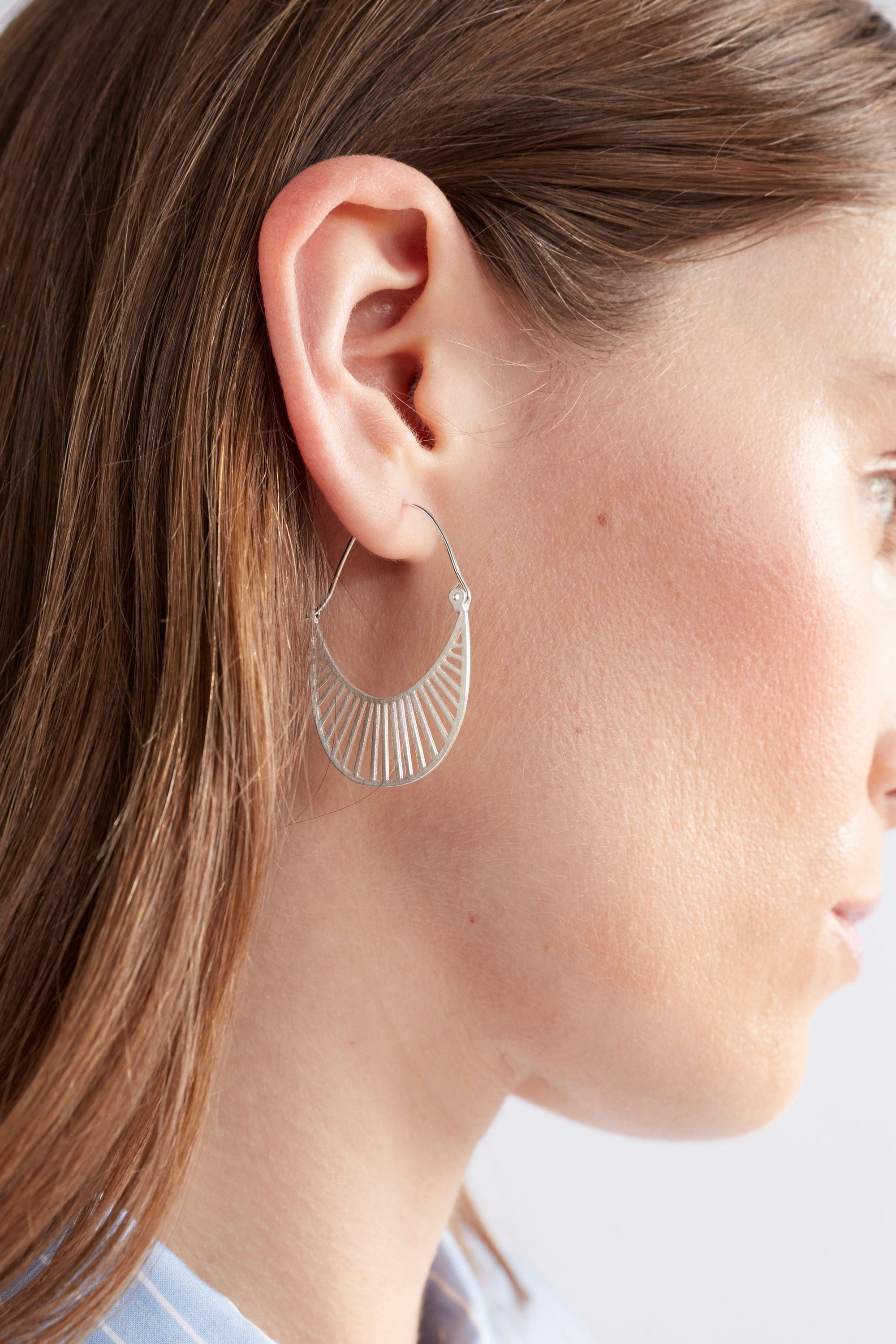 Solsken Small Hoop Earring